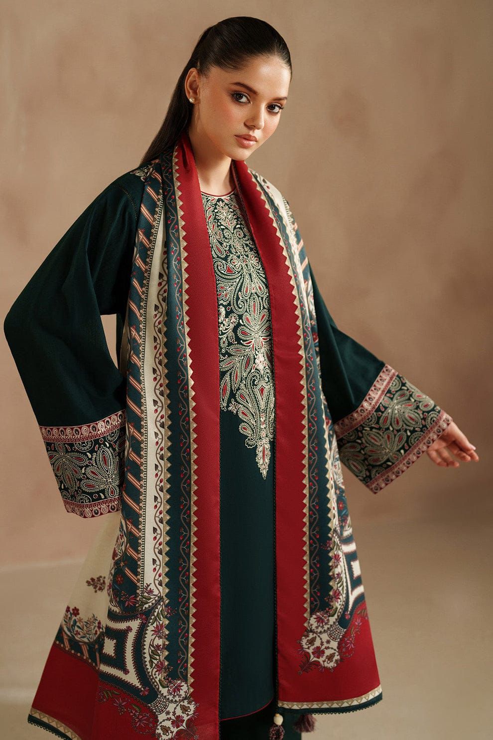 JAZMIN- 3PC LAWN EMBROIDERED SHIRT WITH SLUB MUNAAR DUPATTA AND EMB TROUSER -DPC-3672