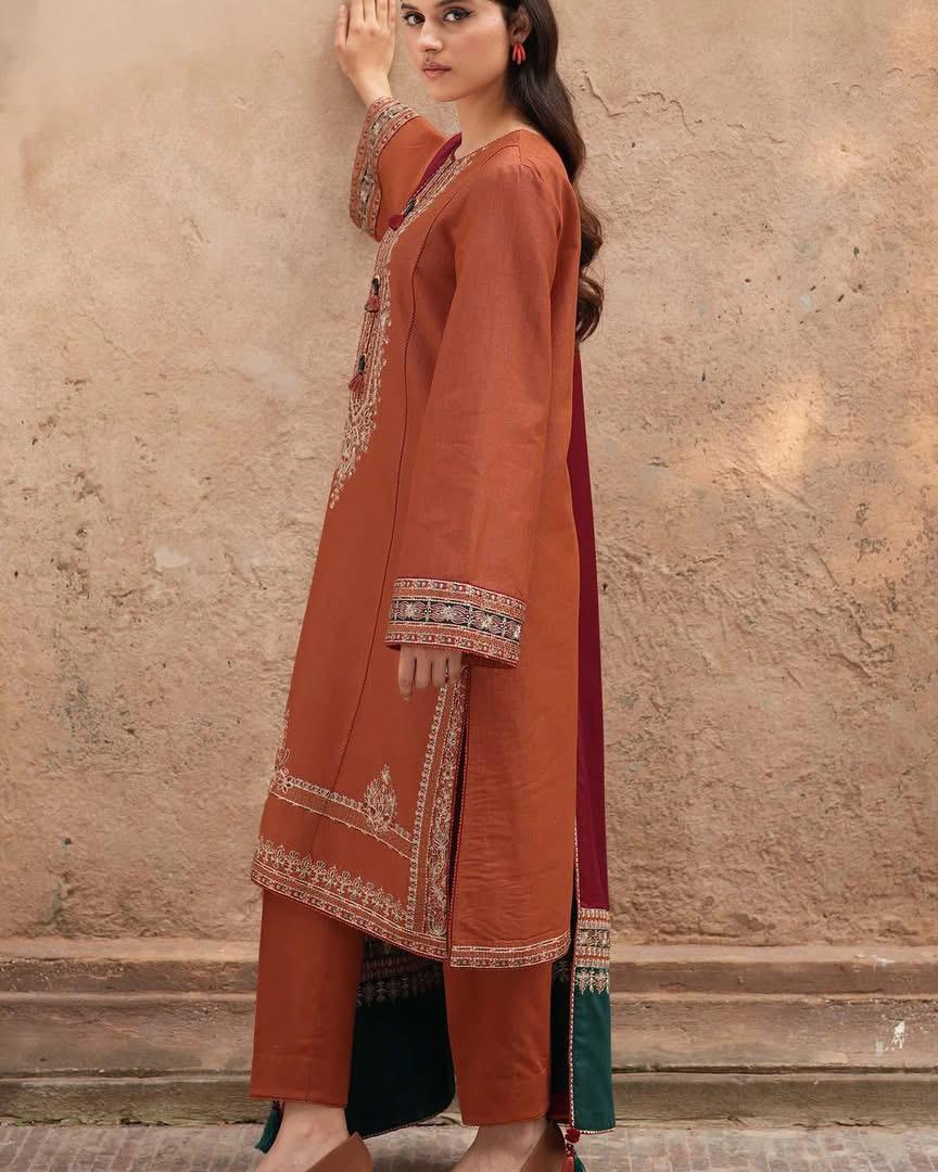 JAZMIN- 3PC LAWN EMBROIDERED SHIRT WITH JACQUARD PRINTED DUPATTA AND TROUSER-DPC-3491