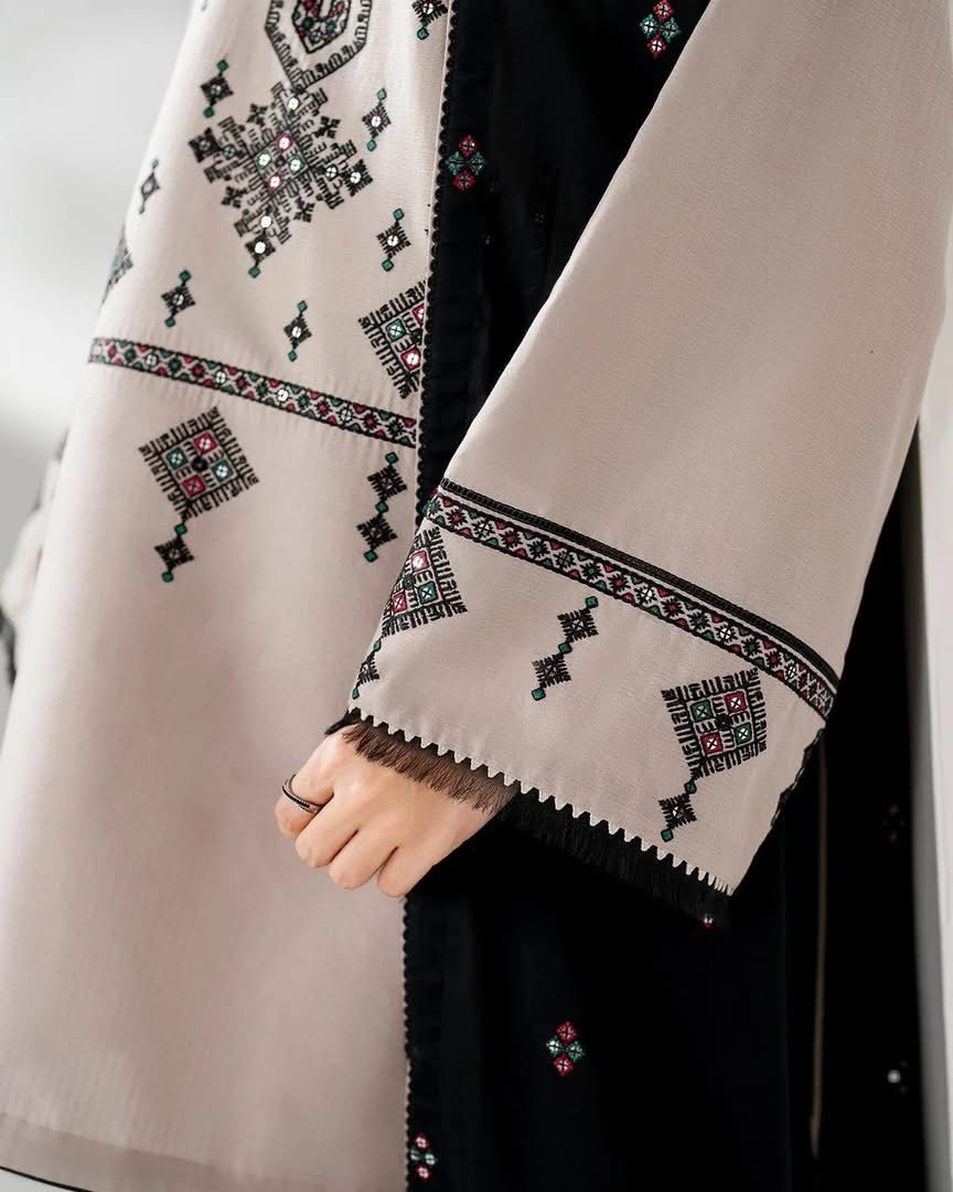 JAZMIN- 3PC LAWN  EMBROIDERED SHIRT WITH BAMBER CHIFFON EMBROIDERED DUPATTA AND TROUSER-DPC-3643