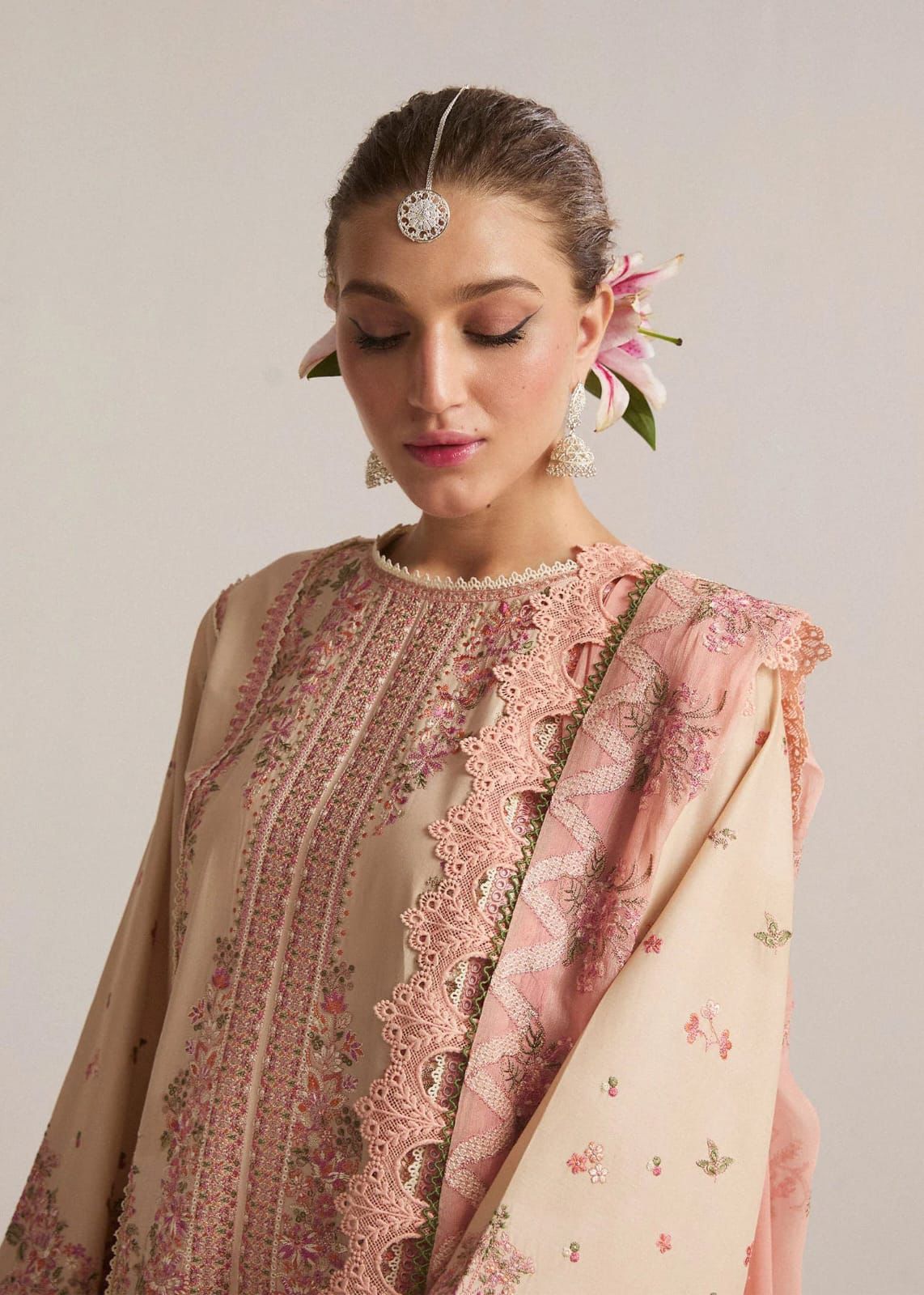 ‎HUSSAIN REHAR- 3PC LAWN HEAVY EMBROIDERED SHIRT WITH KHADDI NET EMBROIDERED DUPATTA AND TROUSER-DPC-2871