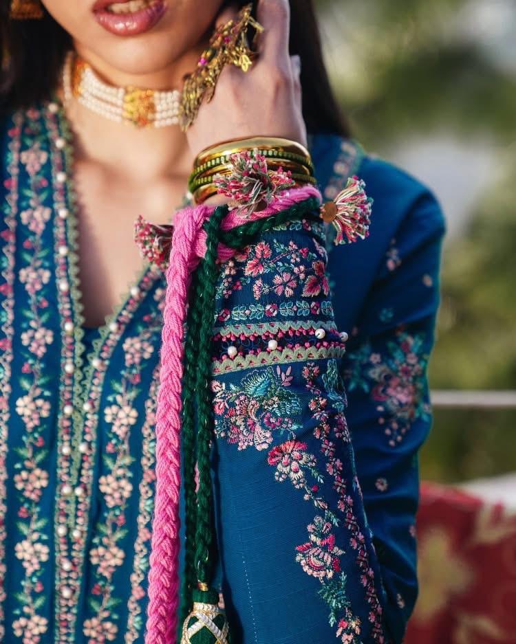 ‎HUSSAIN REHAR- 3PC LAWN EMBROIDERED SHIRT WITH SLUB MUNAAR DUPATTA AND TROUSER-DPC-2459