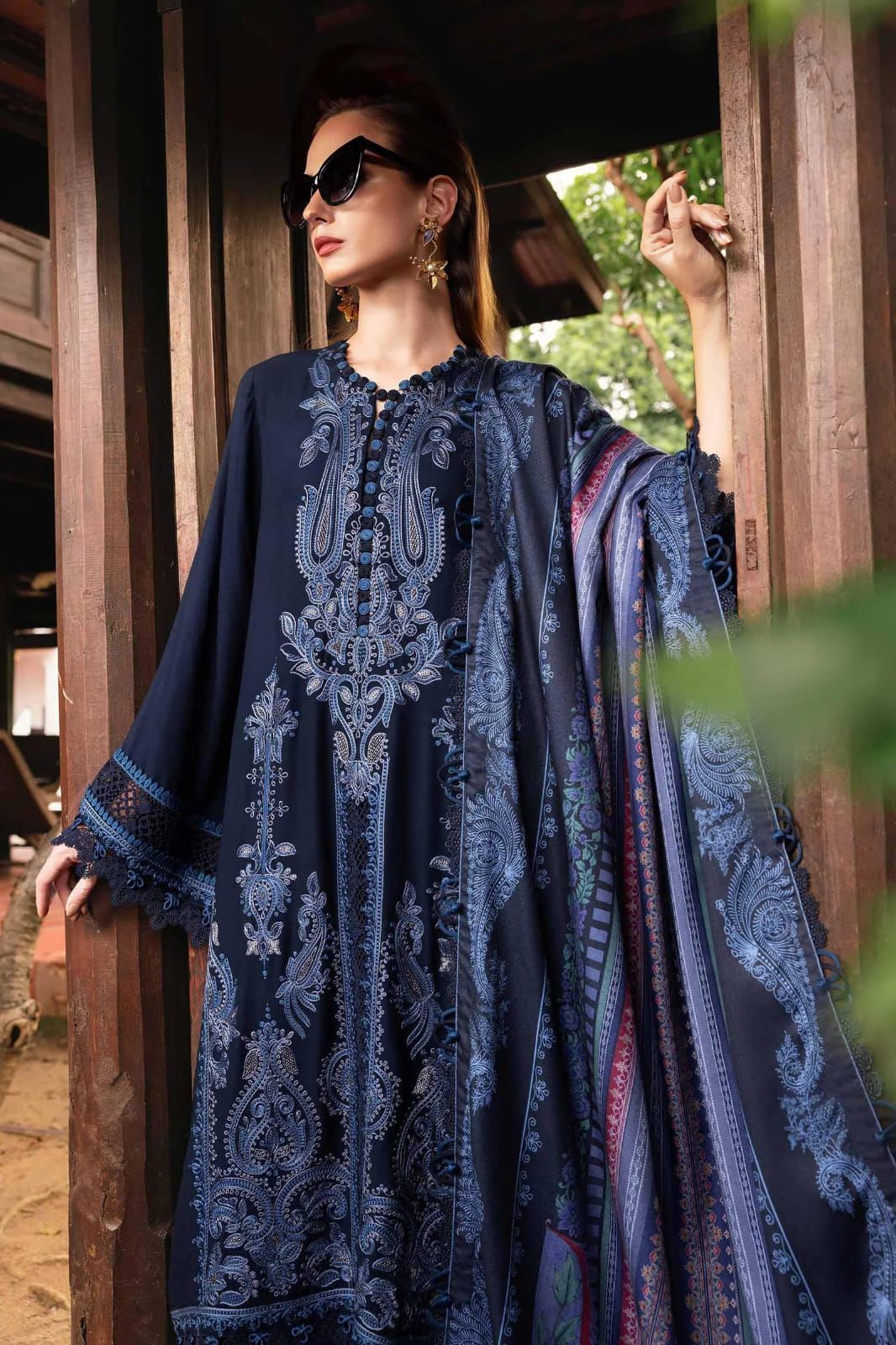 MARIA B- 3PC LAWN EMBROIDERED SHIRT WITH SLUB MUNAAR DUPATTA AND TROUSER-DPC-3563