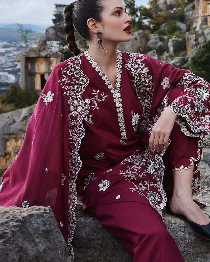 ‎IMAGE-3PC LAWN EMBROIDERED SHIRT WITH KHADDI NET EMBROIDERED DUPATTA AND EMB TROUSER-DPC-4545