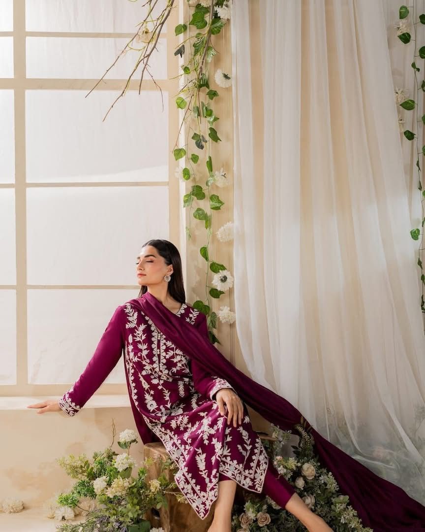 ‎‎‎MIRANA-3PC LAWN EMBROIDERED SHIRT WITH BAMBER CHIFFON DUPATTA AND TROUSER-DPC-4720