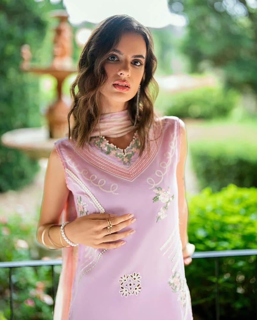 ROHENAZ- 3PC LAWN EMBROIDERED SHIRT WITH PRINTED CHIFFON DUPATTA AND TROUSER-DPC-4467