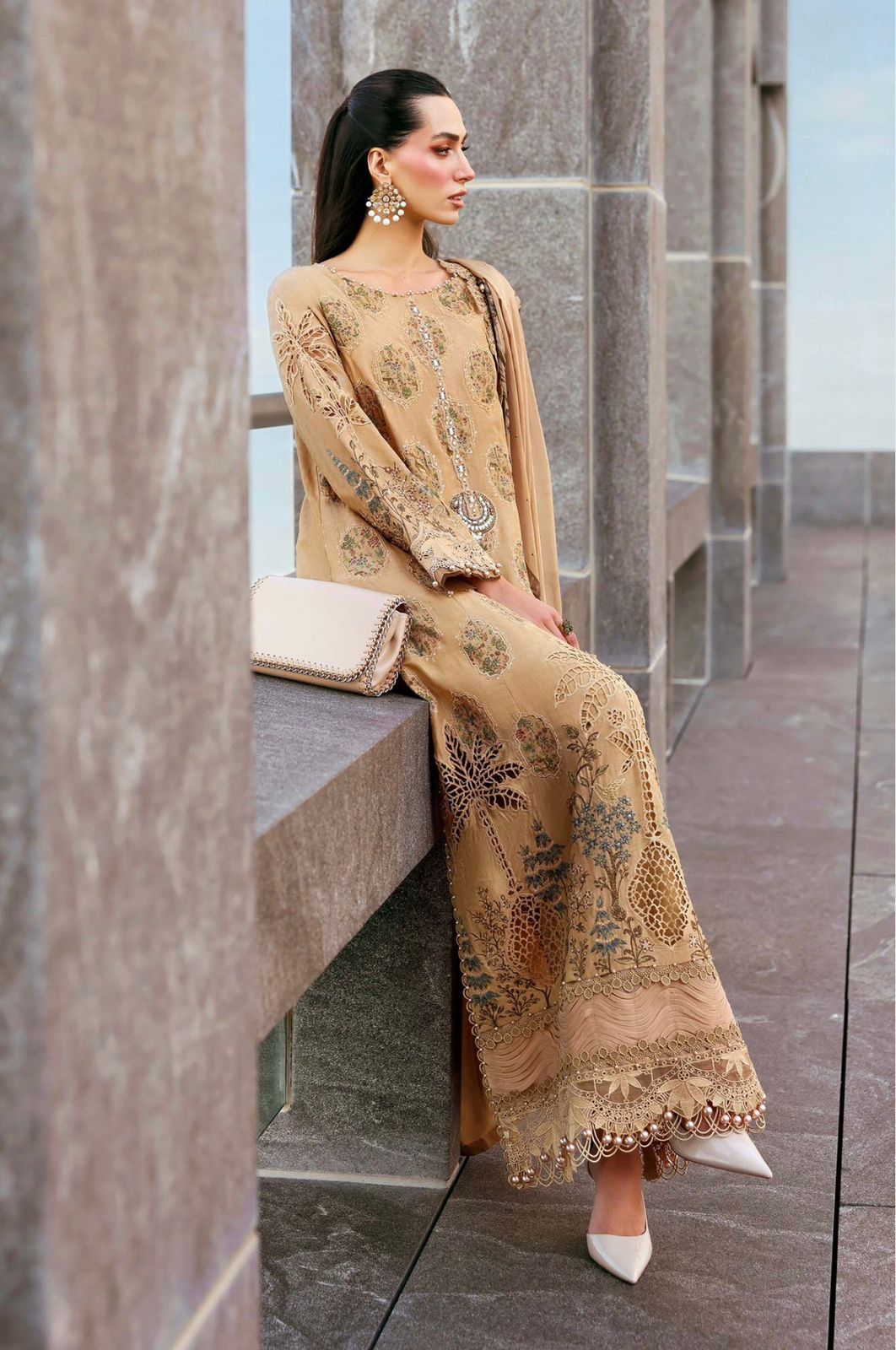 ‎‎‎‎‎‎‎‎‎‎‎‎‎‎‎‎‎‎‎‎‎‎‎MARIA B- 3PC LAWN HEAVY EMBROIDERED SHIRT WITH PRINTED CHIFFON  DUPATTA AND TROUSER-DPC-4177