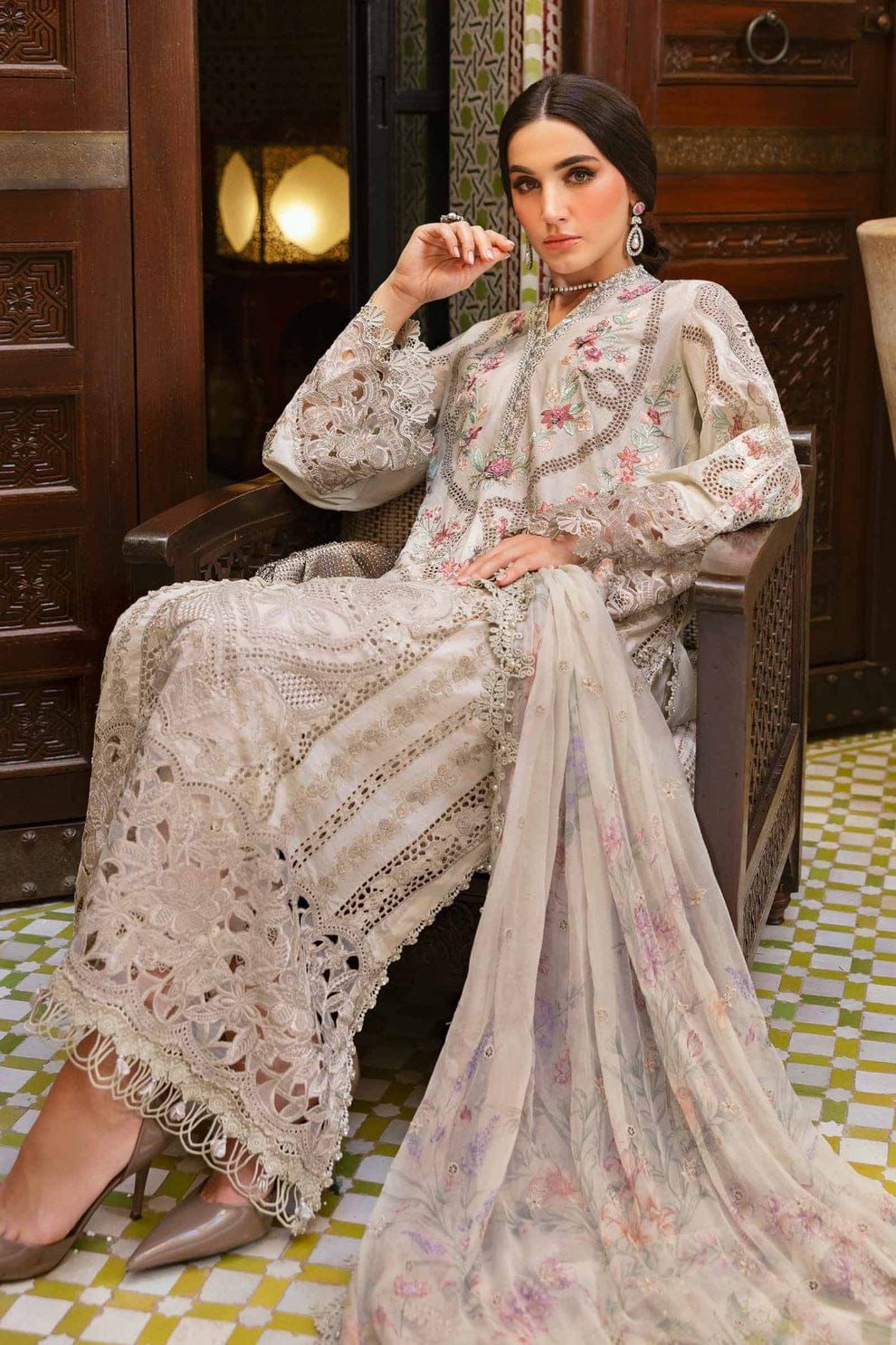 MARIA.B - 3PC LAWN EMBROIDERED SHIRT WITH CHIFFON PRINTED DUPATTA AND TROUSER -DPC-3782