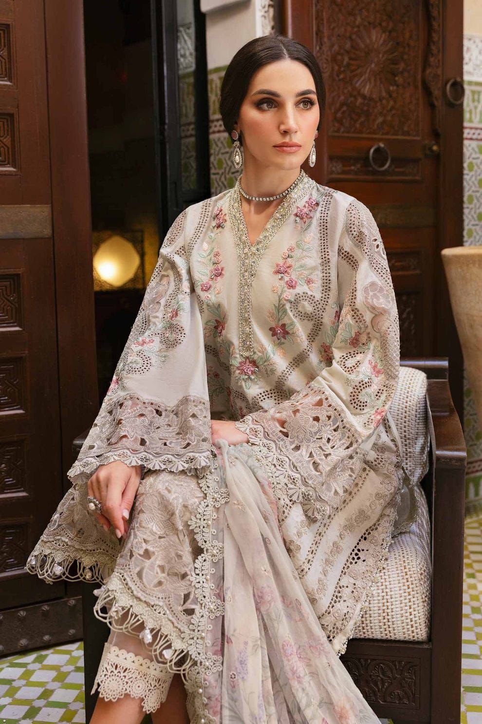 MARIA.B - 3PC LAWN EMBROIDERED SHIRT WITH CHIFFON PRINTED DUPATTA AND TROUSER -DPC-3782