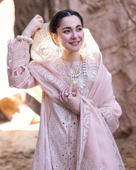QALAMQAR-3PC LAWN LASERCUTWORK EMBROIDERED SHIRT WITH KHAADI NET EMBROIDERED DUPATTA AND TROUSER-DPC-4726