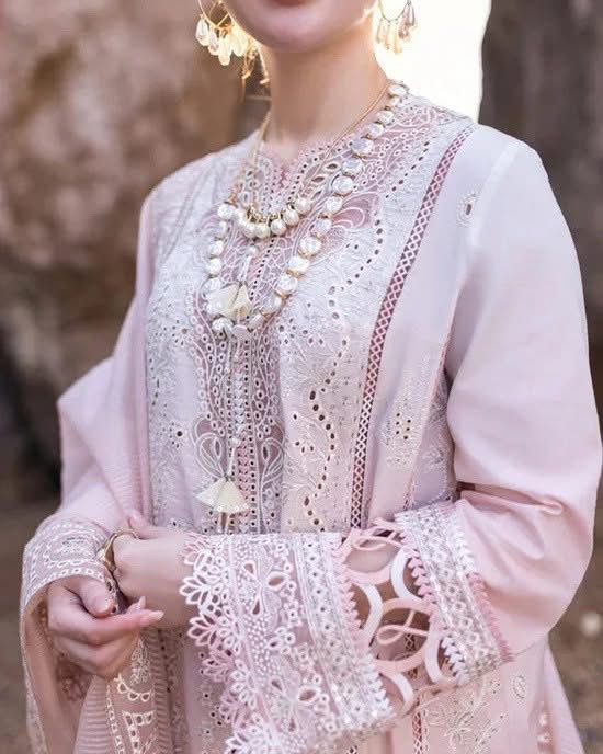 QALAMQAR-3PC LAWN LASERCUTWORK EMBROIDERED SHIRT WITH KHAADI NET EMBROIDERED DUPATTA AND TROUSER-DPC-4726